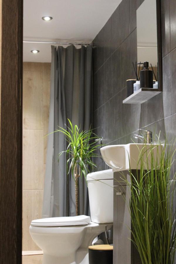 Charcoal Thirteen Apartment Kavála Ngoại thất bức ảnh