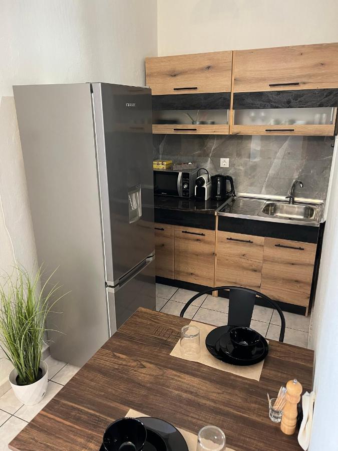 Charcoal Thirteen Apartment Kavála Ngoại thất bức ảnh