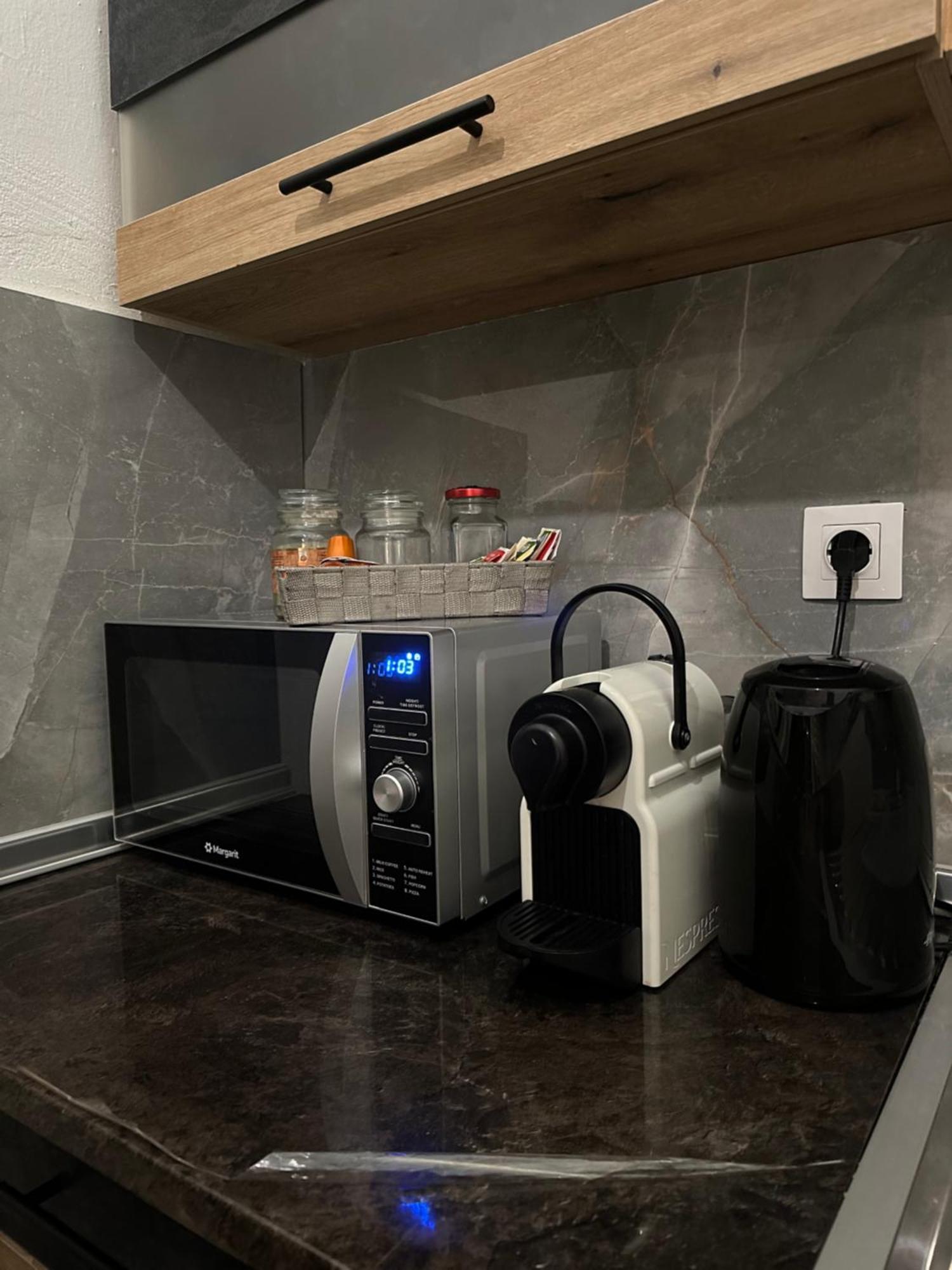 Charcoal Thirteen Apartment Kavála Ngoại thất bức ảnh